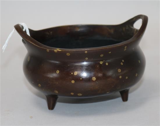 A Chinese gilt-splashed bronze censer